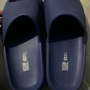 32 degrees Blue Slide Sandals